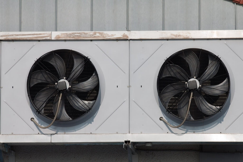 ventilation-apparatus-refrigeration-propellers-2021-10-24-03-16-01-utc